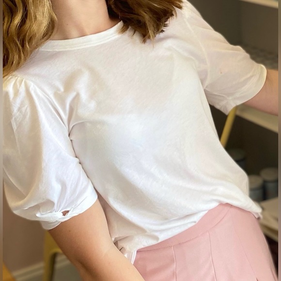 White top with puffed sleeves - Picture 4 of 4